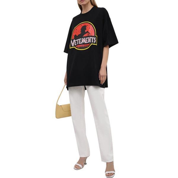 ヴェトモン Tシャツ 偽物】ユニコーン ロゴ Tシャツ BLACK