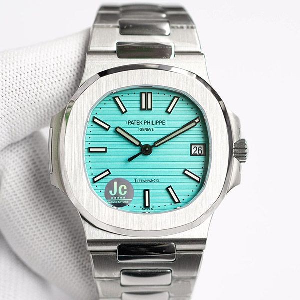 パテックフィリップ ティファニーブルー 「ノーチラス」Ref.5711 パテックフィリップ ティファニーブルー 「ノーチラス」Ref.5711