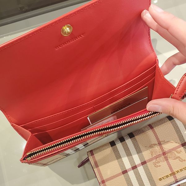 バーバリー 財布 希少 決まりました