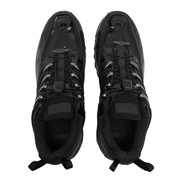 マルジェラ MM6 x SALOMON ACS PRO 偽物ロートップ スニーカー マルジェラ MM6 x SALOMON ACS PRO 偽物ロートップ スニーカー