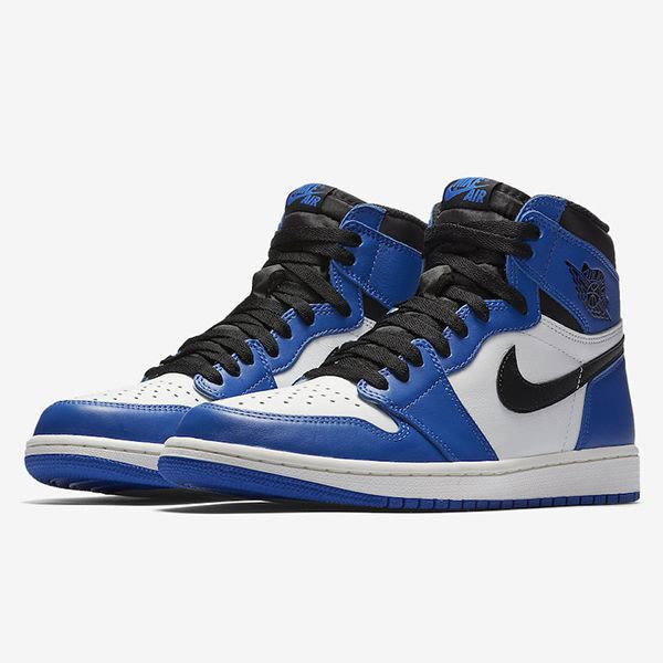 エアジョーダン1 ゲームロイヤル 偽物 ナイキ MID AJ1 