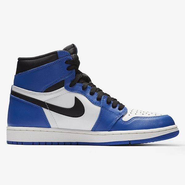 エアジョーダン1 ゲームロイヤル 偽物 ナイキ MID AJ1 