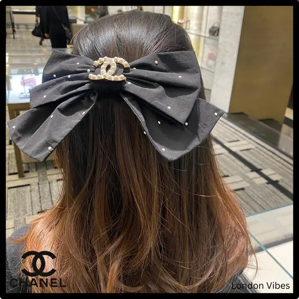 シャネル バレッタ ヘアアクセサリー AAA720-B19160-NACTI シャネル バレッタ ヘアアクセサリー AAA720-B19160-NACTI