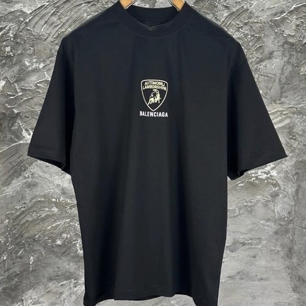 コラボ 【バレンシアガ ランボルギーニ】オーバーサイズ Tシャツ 偽物