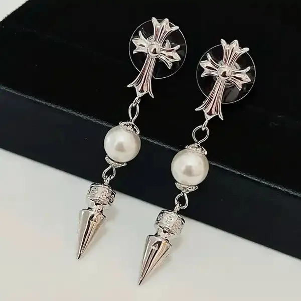 【正規品】CHROME HEARTS ピアス クロムハーツ ピアス ハート 正規品 クロムハーツ ハートスタッド