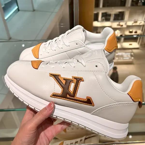 大人気》ルイヴィトン LV バターソフト スニーカー 1AJAQG｜スーパー