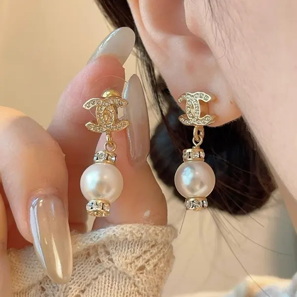 シャネル ピアス 偽物 ビジューパール ABH557 B24355 UA065｜スーパー