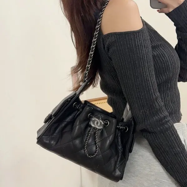 シャネル25 ミニハンドバッグ シルバー金具 AS5631【7%OFF