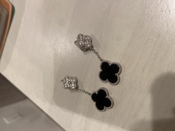ヴァン クリーフアンドアーペル ピアス コピー*マジック アルハンブラ
